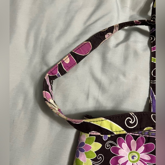 Vera Bradley retired tote - Picture 3 of 3